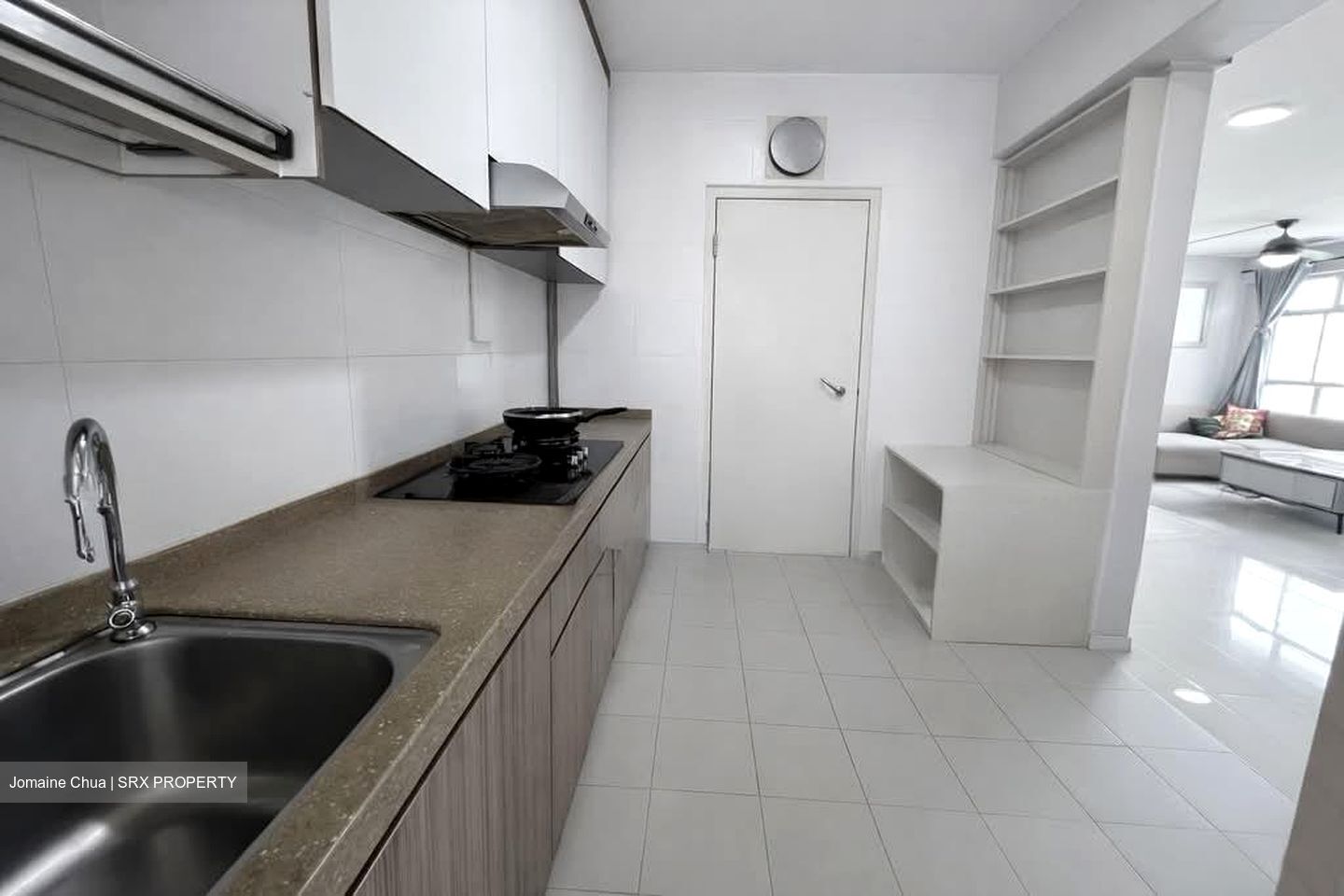 Blk 293D Skypeak @ Bukit Batok (Bukit Batok), HDB 4 Rooms #572832311